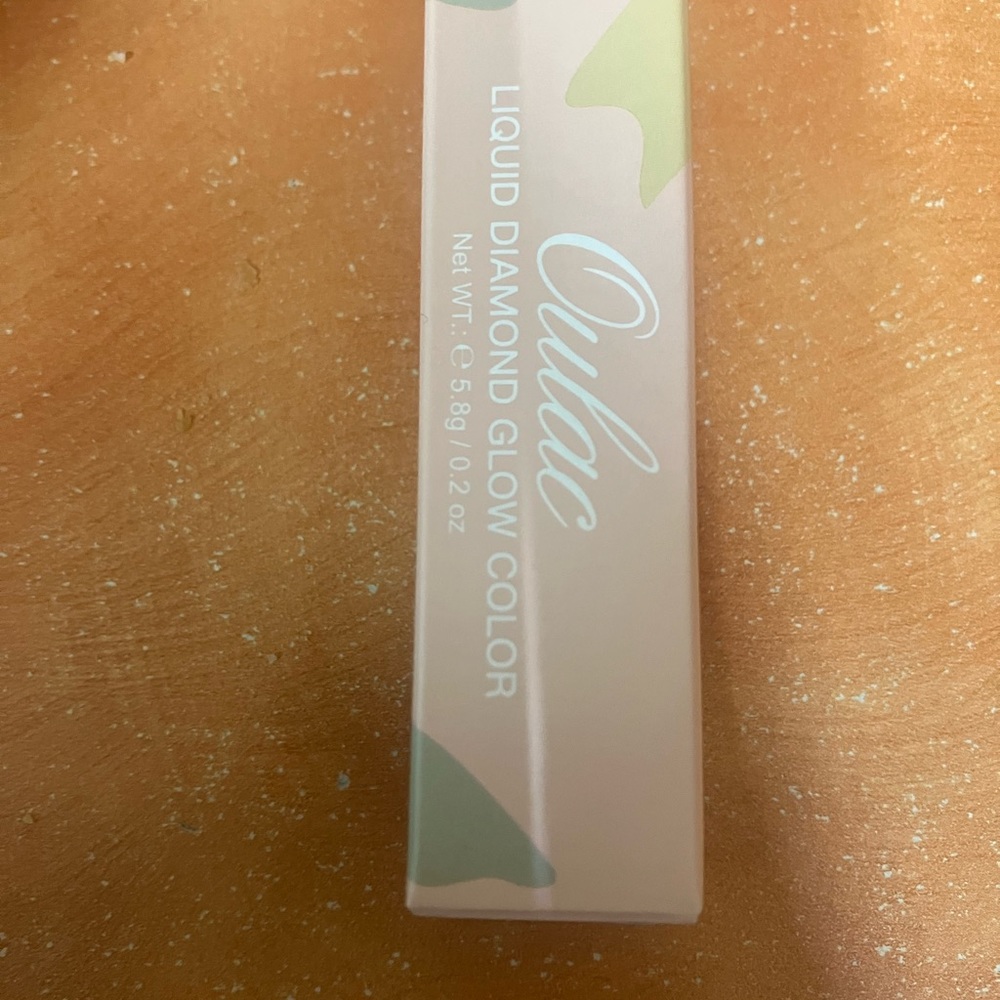 Qulac liquid diamond glow color - Picture 3 of 6